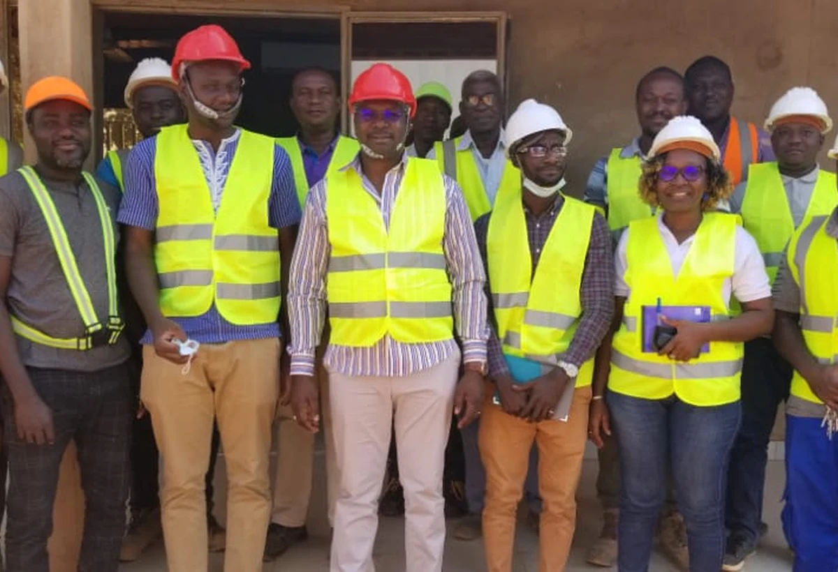 Équipe GESEB réunie sur un chantier
